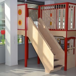 Speelwerkverdieping trap links 06